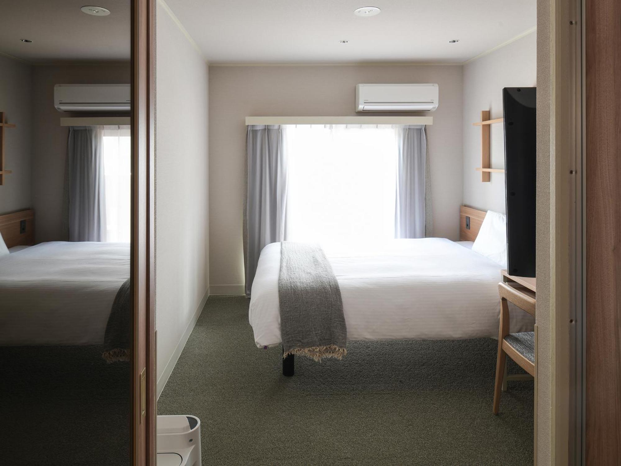 Vessel Inn Asakusa Tsukuba Express Tokyo Exterior photo